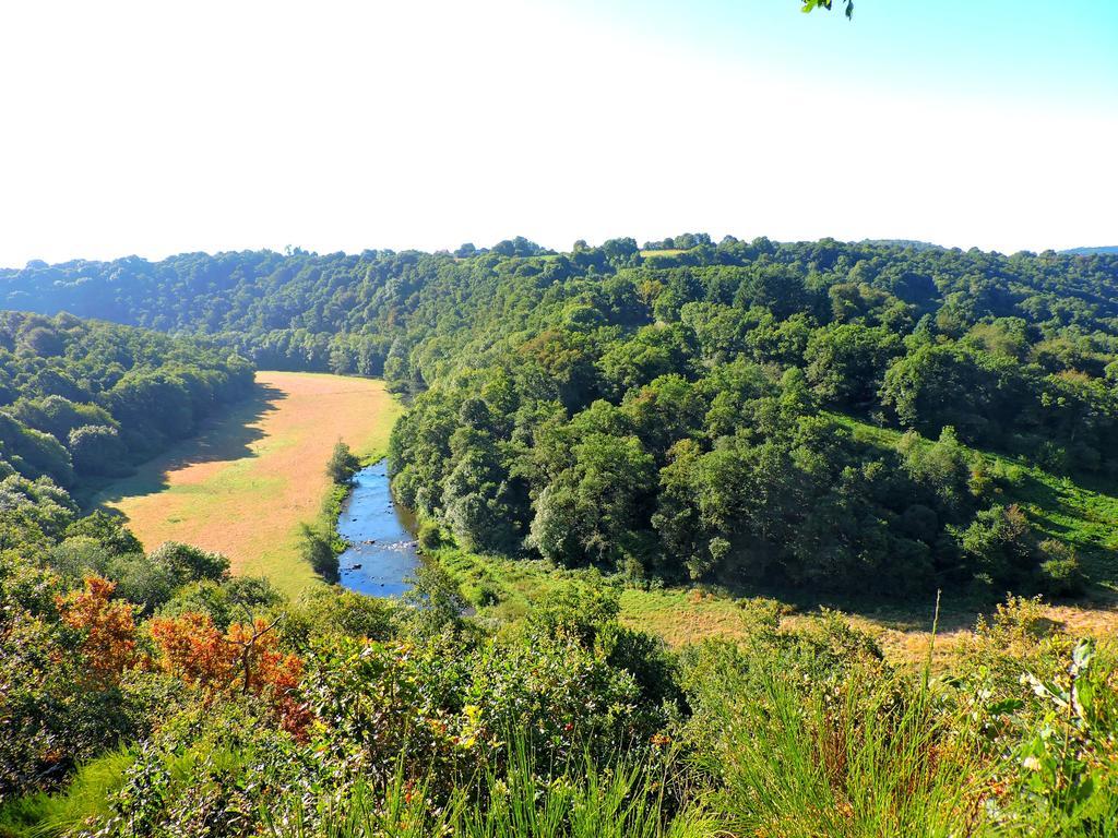 Gite Dans Les Alpes Mancelles Gesnes-le-Gandelin Esterno foto